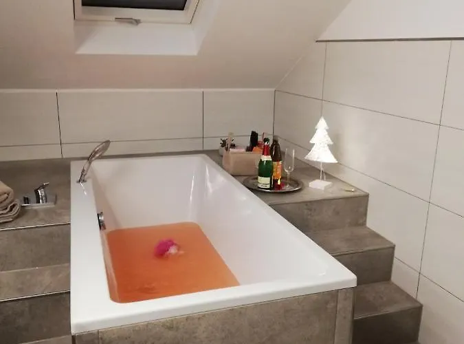 Διαμέρισμα Emmerich S Neu Errichtete Dg-wohnung *